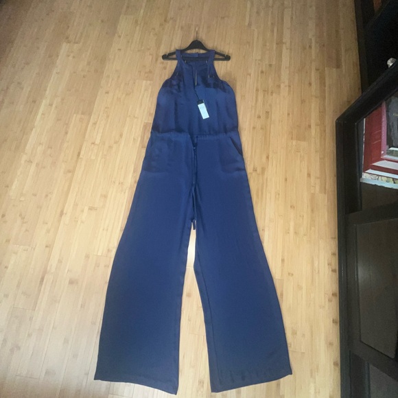 BCBG MAXARIA Calhoun Woman’s navy blue Haltertop Jumpsuit.Size Medium. NWT - Picture 11 of 16